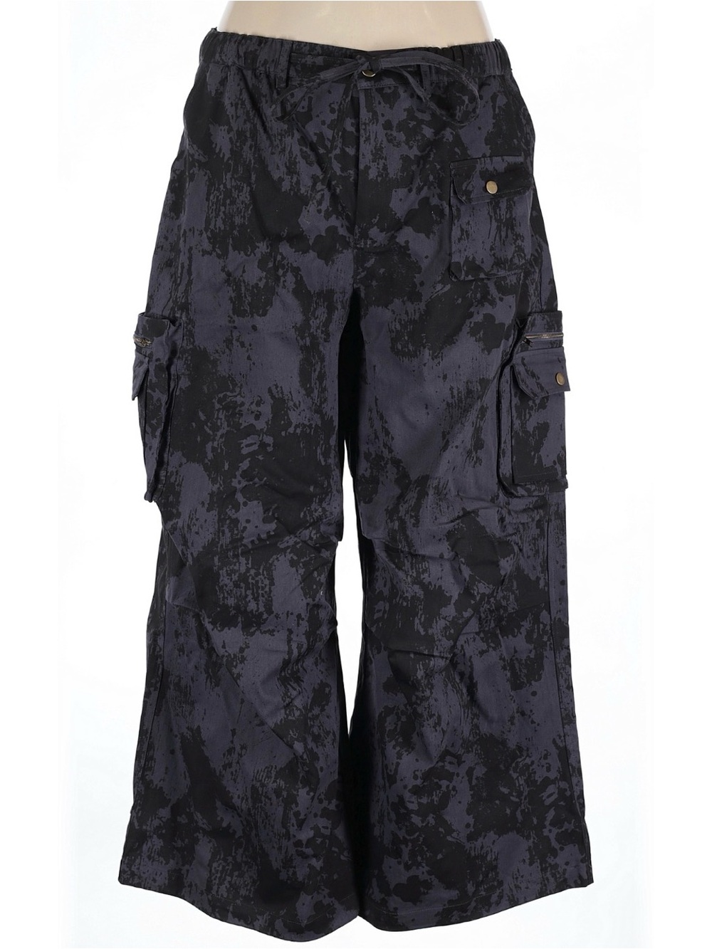 DAVI & DANI Women's Wide-Leg Cargo Pants in Black and Gray Wash
